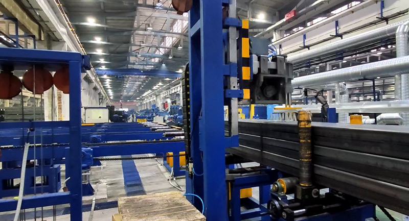  欧洲200方全自动直接成方机组