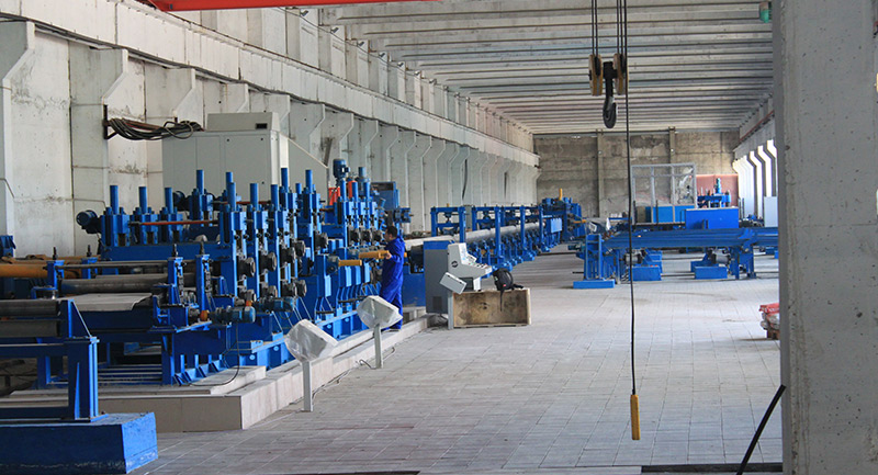 哈萨克斯坦325x12.7mm直缝机组