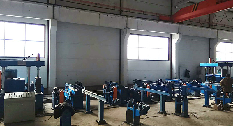 哈萨克斯坦325x12.7mm直缝机组